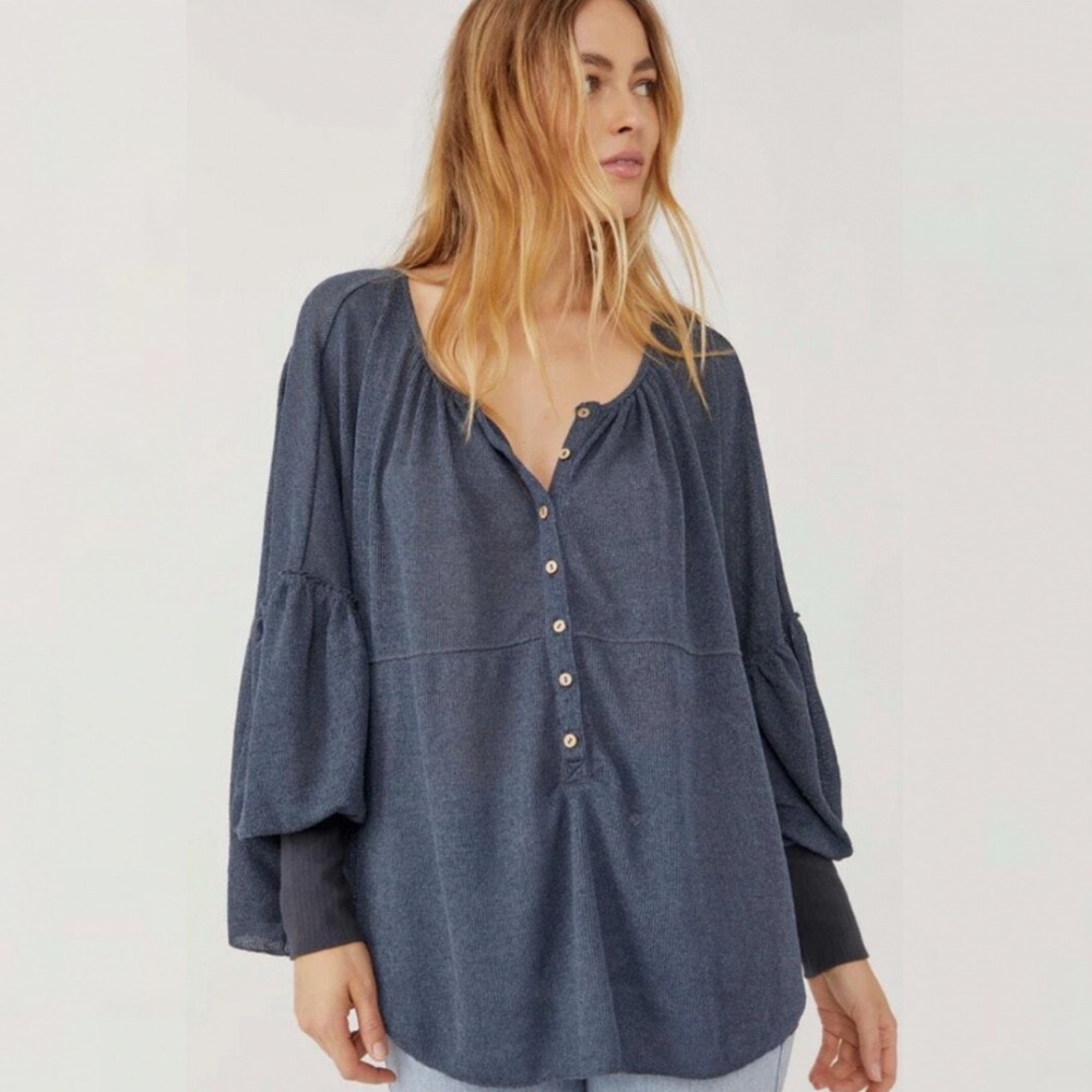 Free People Marla Oversized Henley Top Blue Blouse Womens Sz Small Bohemian Boho